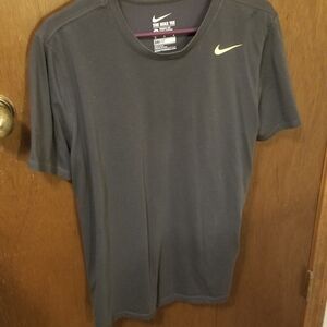 Nike Gray Short Sleeve Tees